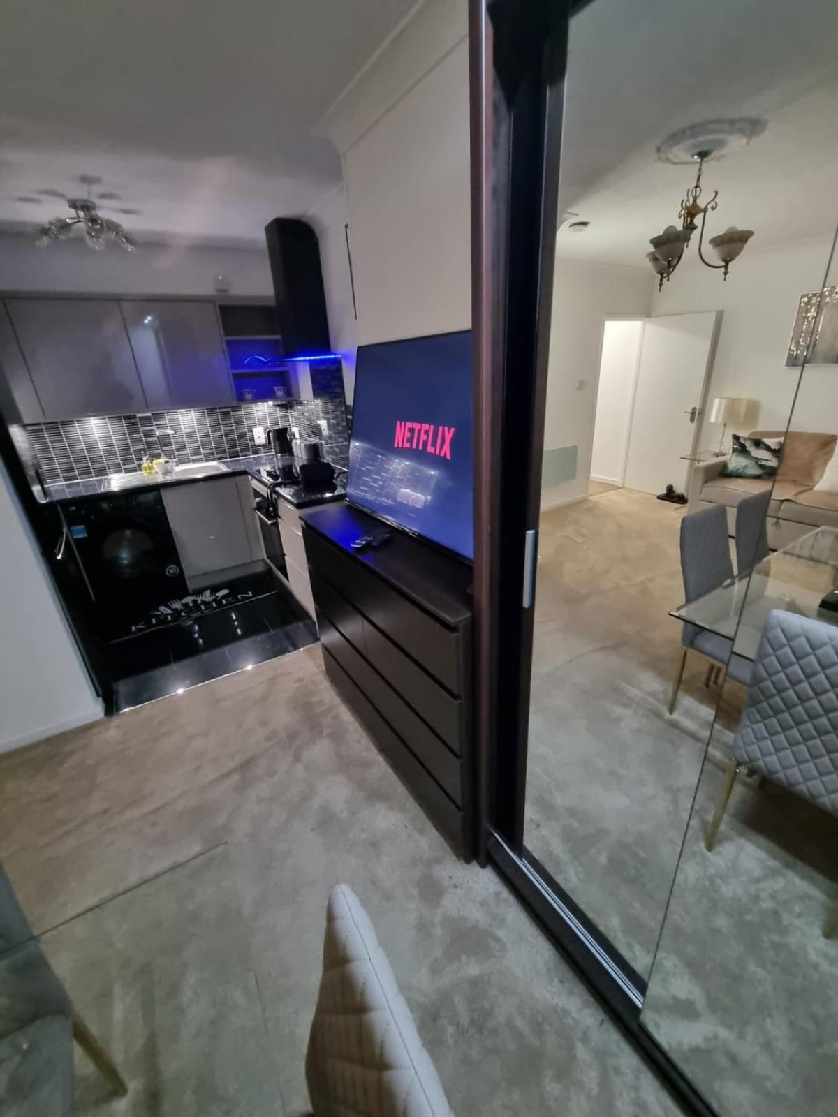 Stylish London Apartment & Free Parking Esterno foto