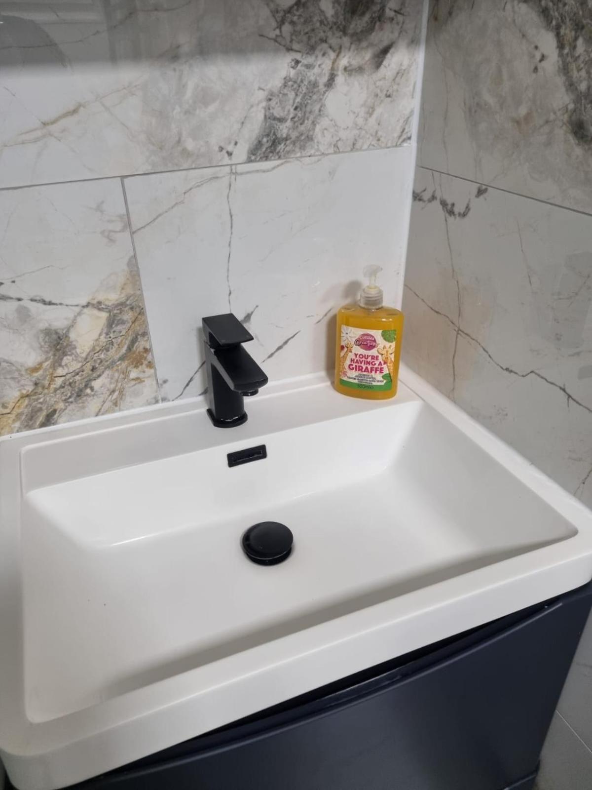 Stylish London Apartment & Free Parking Esterno foto