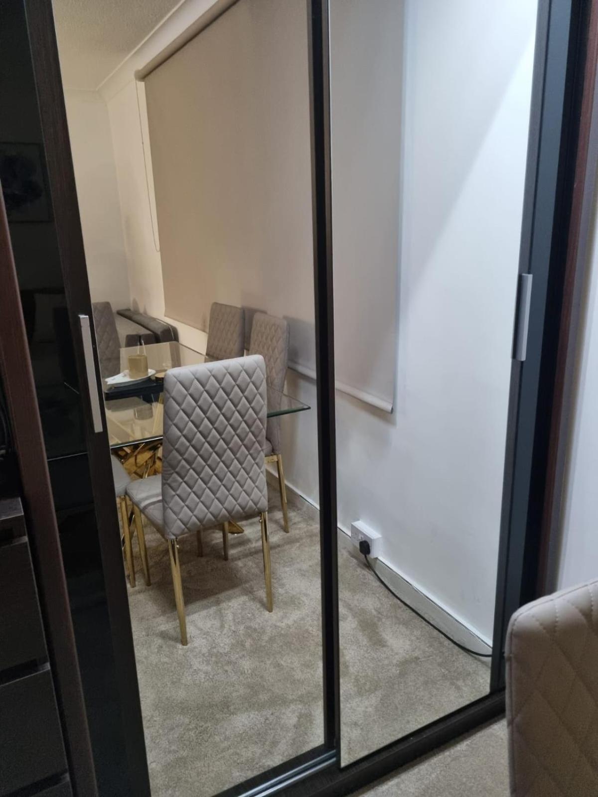 Stylish London Apartment & Free Parking Esterno foto