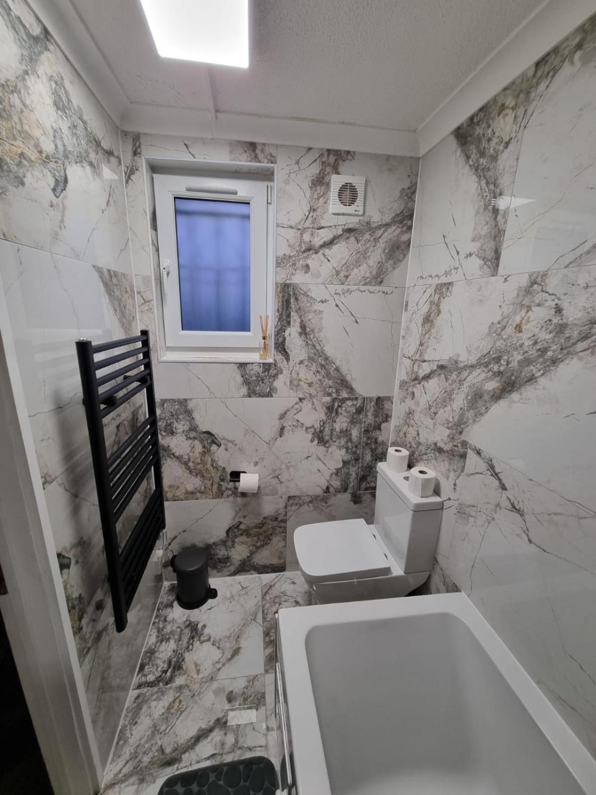 Stylish London Apartment & Free Parking Esterno foto
