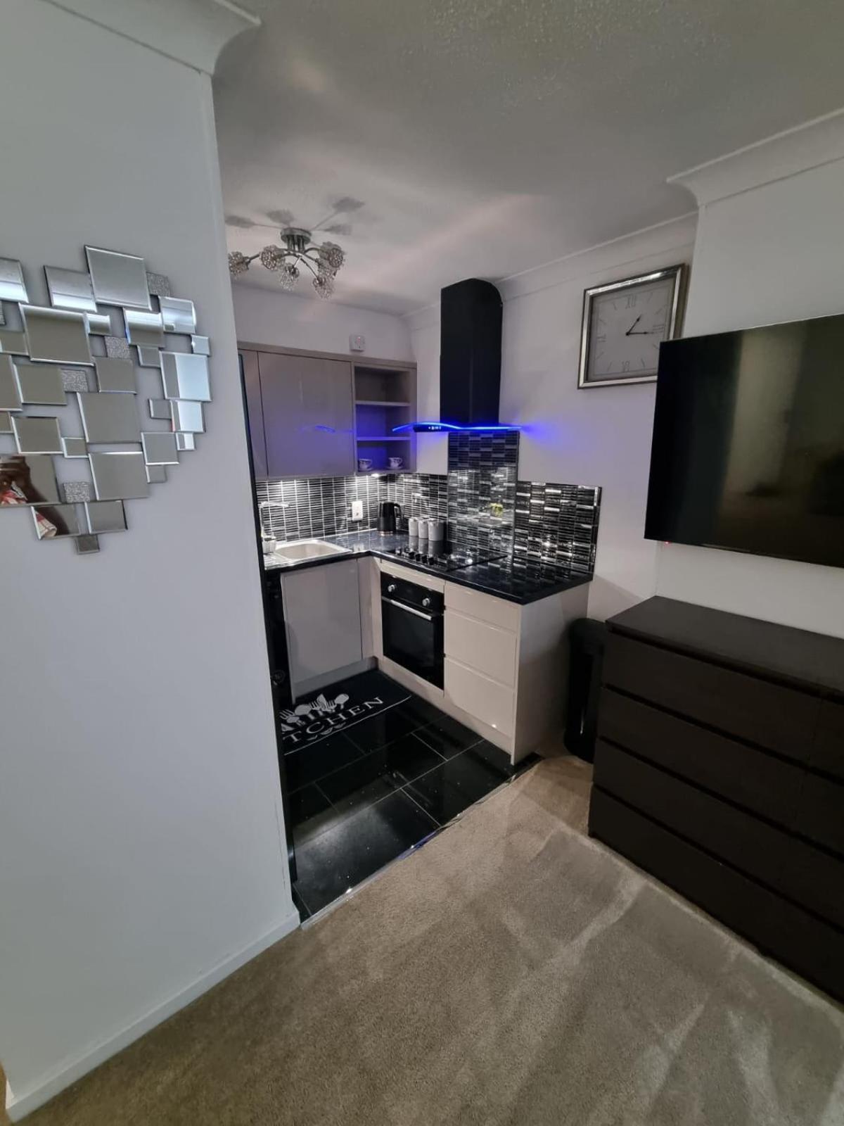 Stylish London Apartment & Free Parking Esterno foto